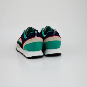sneakers011