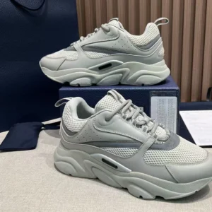 sneakers010