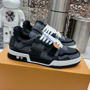 sneakers005